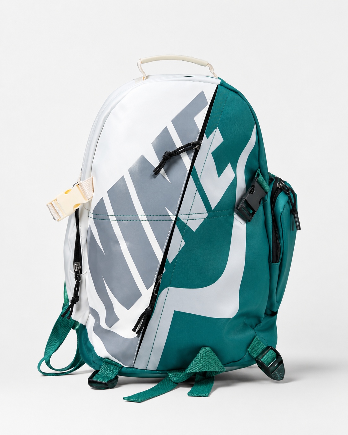 Nine bag green TAZWAR Green Contrast Backpack - Image 1